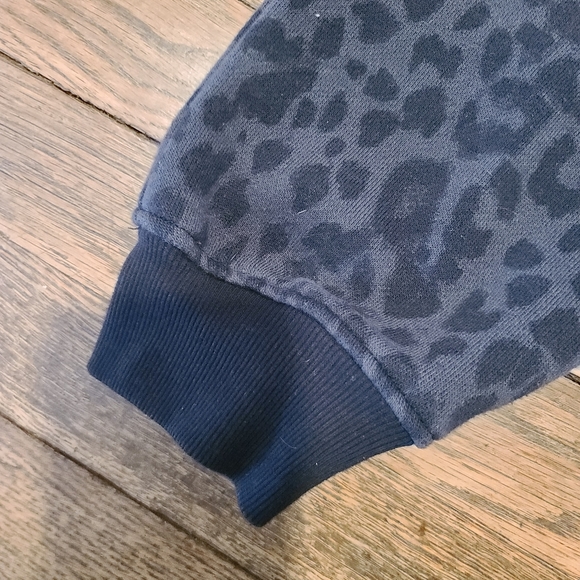 Vs joggers - Picture 3 of 4